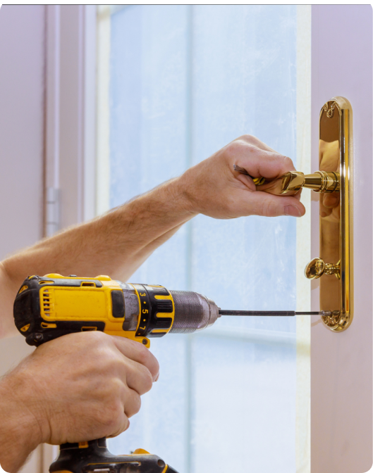 Locksmith Installing Deadbolt Lock